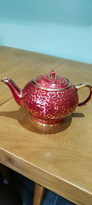 Buy Sadler Antique Burgundy Teapot With Gold Swirl 1516 • 20£