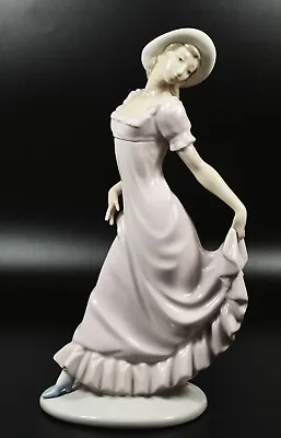 Buy Lovely Large Lladro Nao Figure ~ Elegant Lady ~ 0764 ~ Retired • 39.19£