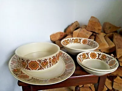 Buy MIDWINTER WOODLAND Serving Plate And Dish,Bowl & 2 Smaller Bowls  • 9£