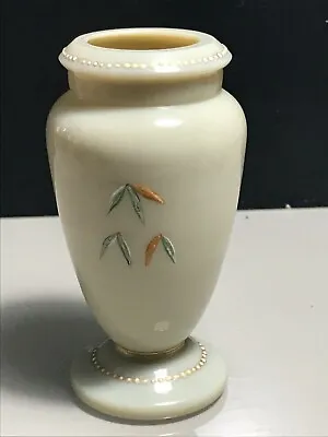 Buy Vintage Victorian Style Urn Shaped Ivory Colour Milk Art Glass Posy Vase • 9.99£