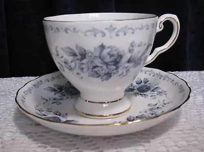 Buy Member Of The Wedgwood Group Blue Chelsea ROYAL TUSCAN Teacup & Saucer England • 15.17£