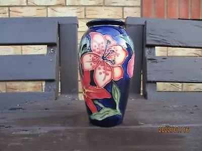 Buy Moorcroft Pottery Tigris Pattern Vase • 185£