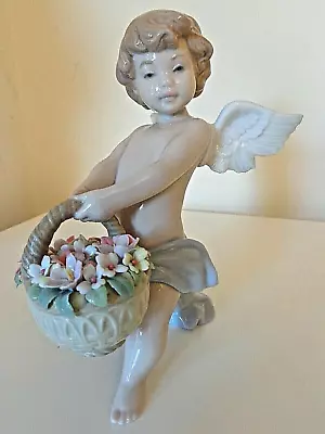 Buy Lladro 6772 Heavens Harvest Porcelain Figurine Cherub/angel & Basket Of Flowers • 99£
