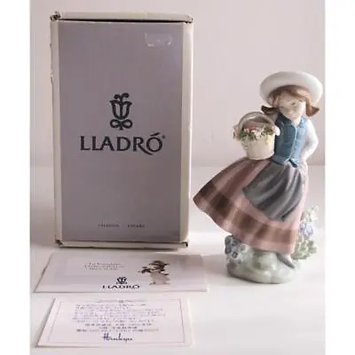 Buy Hankyu Lladro Sweet Flower Scent Figurine L3 With Box • 156.48£