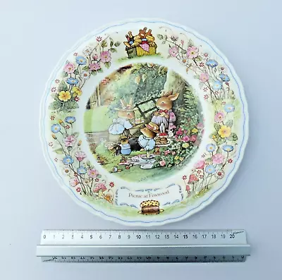 Buy Wedgewood Foxwood Tales 'Picnic At Foxwood' Brian Paterson Collectable Plate • 3.40£