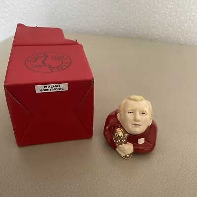 Buy Kevin Francis ~ “Bobby Moore” ~1966 It Will Be What Will Be ~ Face Pot ~ Perfect • 12£