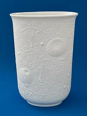 Buy Kaiser Blanc De Chine 18 Cm Tall Vase • 22£