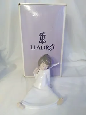 Buy Vintage Lladro Figurine  Angel Wondering   #4962  W/Box And Paperwork • 85.34£