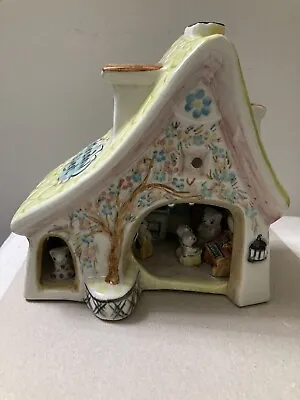 Buy Vintage Peggy Foy Pottery,Meadow Sweet House Nightlight,Cat Family,Piano • 18.85£