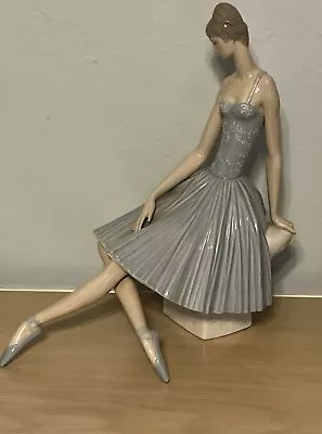 Buy Rare Lladro Ballerina  #4559 Retired  Waiting Backstage 14+” Tall.  No Chips. • 239.76£