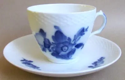 Buy Royal Copenhagen Blue Flowers Braided Flat Cups & Saucers (10184) • 12.15£