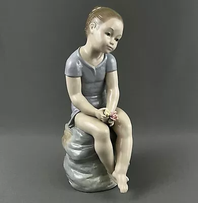 Buy Zaphir NAO Lladro Sweet Thoughts Girl Sitting On A Rock With Roses 11.5 In 1982 • 104.48£