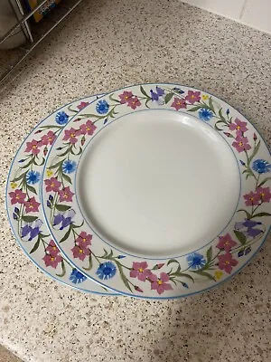 Buy 2x Flowery 10” Dinner Plates  • 20£