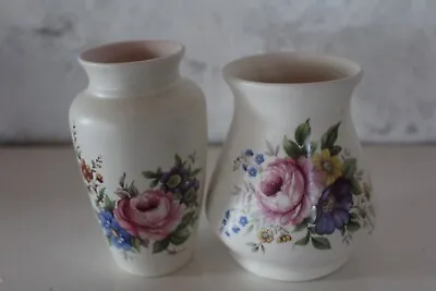 Buy Axe Vale Pottery - Two Small Vases • 10£