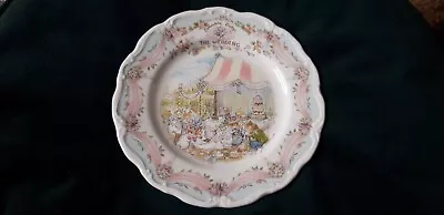 Buy Brambly Hedge   The Wedding  Collector Plate. Royal Doulton. 1987.  • 12£
