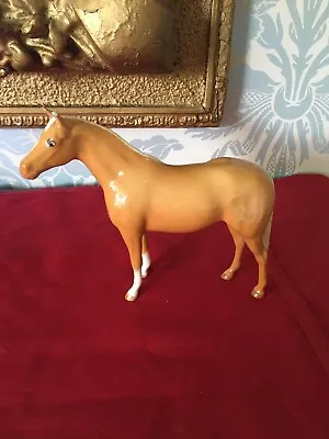 Buy Beswick Large Gloss Palomino Horse With Plaited Mane & Pulled Tail • 20£