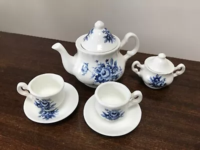 Buy Miniature Tea Set For Two Bone China: Lidded Teapot & Sugarpot, 2x Cup & Saucers • 7.49£