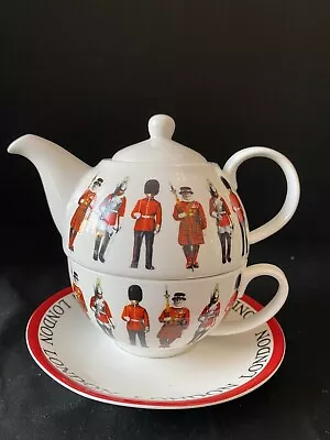 Buy James Sadler Tea For One Set. The “Parade   London Guardsman. Bone China • 37.95£