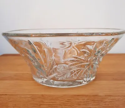 Buy Vintage Cut Glass Christmas Trifle Bowl - Fruit Bowl 20cm X 8cm • 10£