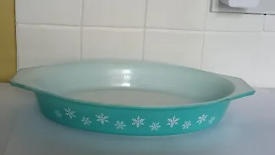 Buy Pyrex Tableware Casserole Glass Dish With Blue/White Snowflake Design • 8.99£