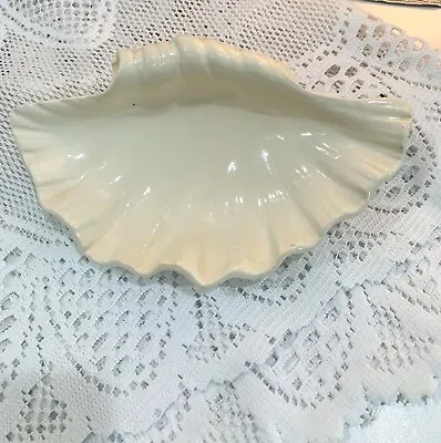 Buy Leedsware Soap Dish Classical Creamware England Shell Shaped W Fluted Edge Ivory • 11.14£