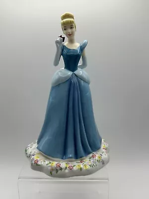 Buy Royal Doulton Disney Princesses Cinderella Figurine. • 17.50£