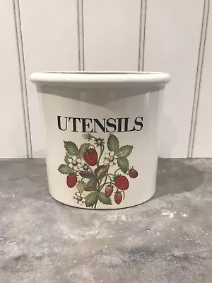Buy Vintage Kernewek Pottery - Goonhavern Cornwall  Utensil Jar - Wild Strawberries • 10£