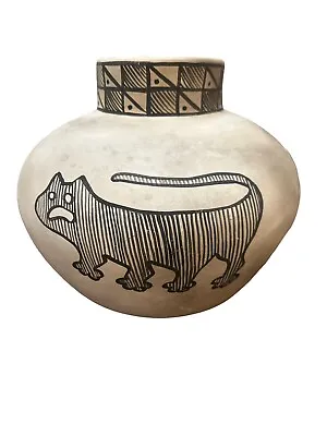 Buy Jug Vase Pot Large American Indian ? Cat Decorative Design. Excellent Condition • 47.42£