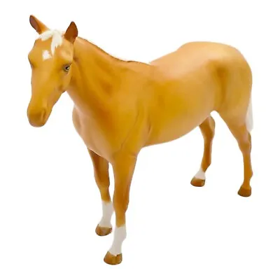 Buy BESWICK HORSE NO. 701 MATT PALOMINO 2nd VERSION RACEHORSE 'BOIS ROUSEEL' • 89.95£