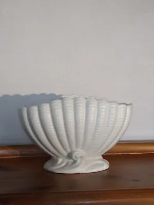 Buy Vintage Art Deco Sylvac 513 Clam Shell Mantle Vase In Cream • 23.90£