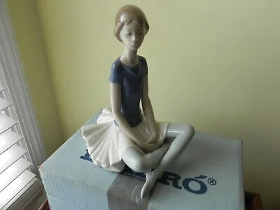 Buy Lladro Figurine #1358 Sitting Ballerina Dancer  Beth  Blue Shirt,white Skirt • 118.40£