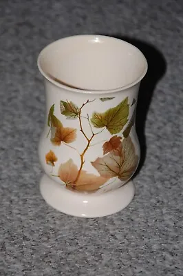 Buy New Devon Pottery Newton Abbot Leaf Design Vase 13cm Tall • 4.75£