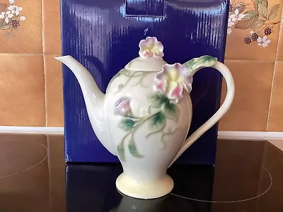 Buy Franz Porcelain Sweet Pea Teapot • 45£