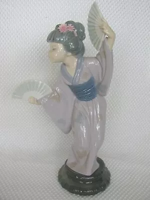 Buy Lladro Madame Butterfly Japanese Geisha Figurine W Two Fans #4991 • 85.39£