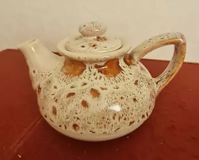 Buy Fosters Pottery Honeycomb Blond Teapot • 11£