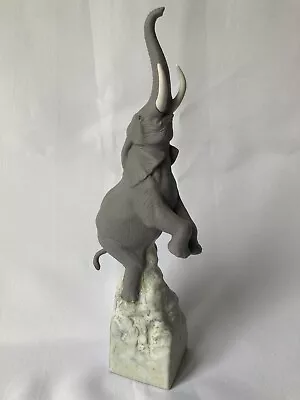 Buy Lladro Porcelain Figure , 8200 ,BALANCE  Grey Elephant Balancing  ,Perfect . • 139£