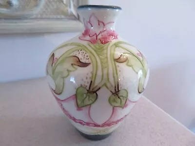 Buy *rare* Black Ryden Lullaby Design Vase 4.25 Inch 1st Quality *low Offer Price* • 43£