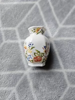 Buy Ansley Floral Cottage Garden Bone China Vase • 5£