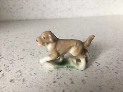 Buy Wade Whimsie Retriever Dog Marked Wade Made In England. • 5.50£
