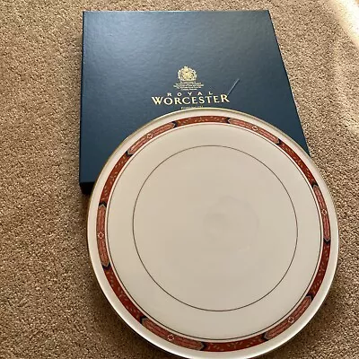 Buy ROYAL WORCESTER BONE CHINA BEAUFORT GATEAU PLATE L: 28CM - BOXED Slightly Used • 10£