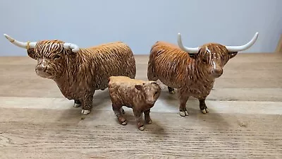 Buy Beswick Highland Cattle Bull, Cow & Calf Family Set (2 Damaged) • 0.99£