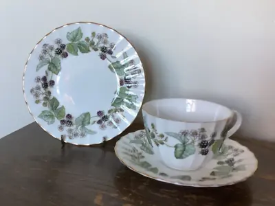 Buy Royal Worcester Lavinia Fine Bone China Trio - Cup, Saucer And Side Plate • 12.50£