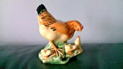 Buy Vintage Ceramic Farmyard Mother Hen With Her Chicks • 8.99£