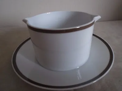 Buy Thomas ~ Wide Brown Band ~  Sauce / Gravy Boat With Fixed Saucer • 9£