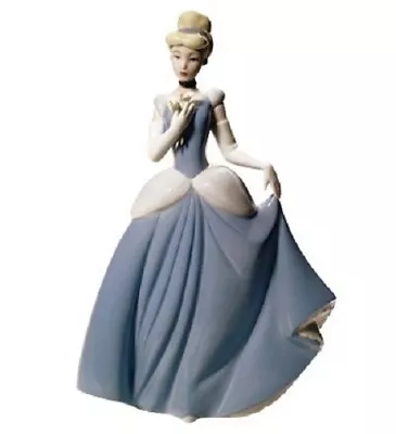 Buy Disney Nao Porcelain By Lladro Figurine Cinderella 2001681 Was £175 Now £148.50 • 148.50£