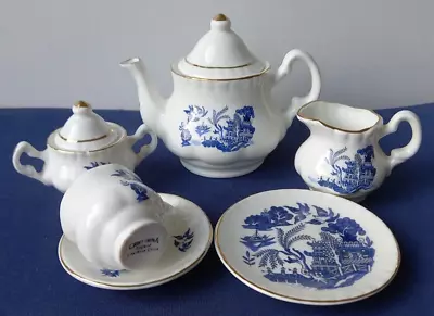 Buy Croft Bone China Willow Pattern Blue & White Miniature Tea Set Made In England • 15.84£