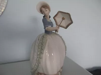 Buy Nao(Lladro) Bone China  Lady With Parasol Unboxed But GC • 42.50£