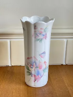 Buy Aynsley 21cm Little Sweetheart Scalloped Edge Vase Bone China Made In UK • 8.99£