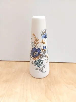 Buy Vintage Purbeck Ceramics Swanage Cream Blue Floral Design Salt Shaker / Pot  • 4£