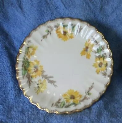 Buy Limoges China Yellow Daisy Bread / Dessert Plate 22 K Gold Trim Vintage USA  7  • 1.89£